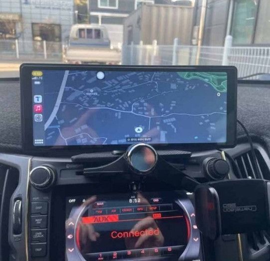 Автомобильный мультимедиа монитоp T26H 10.26'' Auto CarPlay Bluetooth FM