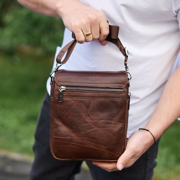 Чоловіча барсетка Tiding Bag з клапаном через плече (24 х 20 х 6 см) з гладкої шкіри (Коричневий)
