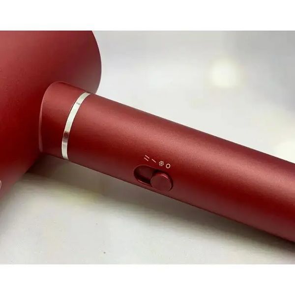 Фен VGR V-431 (2 рівні обдування, 3 рівні температури) 1800W + 1 насадка Червоний