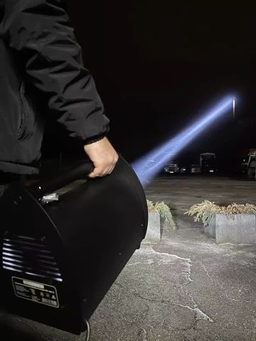 Пошуковий прожектор Bandera Flashlight BFL 400.1X 430Вт 19200лм