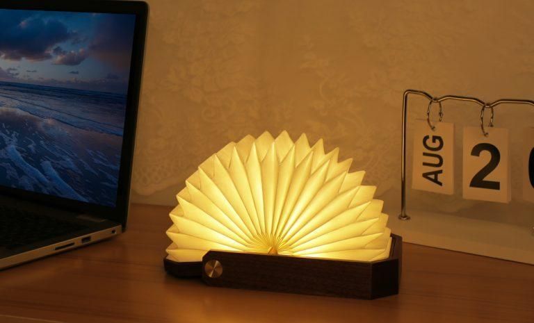 Светильник на аккумуляторе Gingko Smart Origami Lamp 450лм 6Вт (11.5 х 5 х 21 см) Натуральный орех
