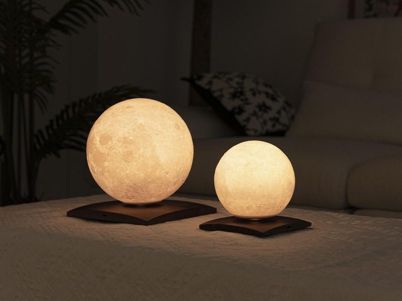 Светильник на аккумуляторе Gingko Smart Luna Spin Шар (18 см)