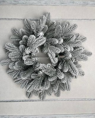 Різдвяний вінок Елітний засніжений із хвої литої (діаметр - 45 см)