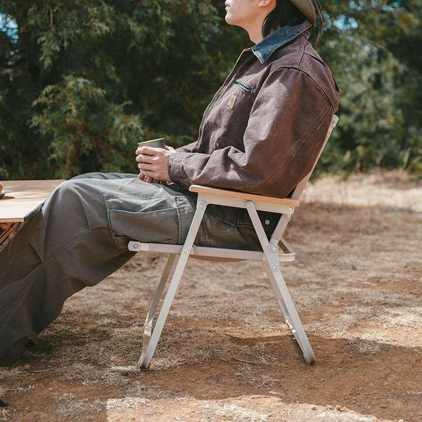Розкладний туристичний стілець Naturehike CNK2300JU012 (Бежевий)