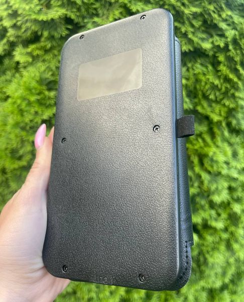 Внешний аккумулятор Xiamen 5V 1A Power Bank Solar с зарядом от солнечной энергии