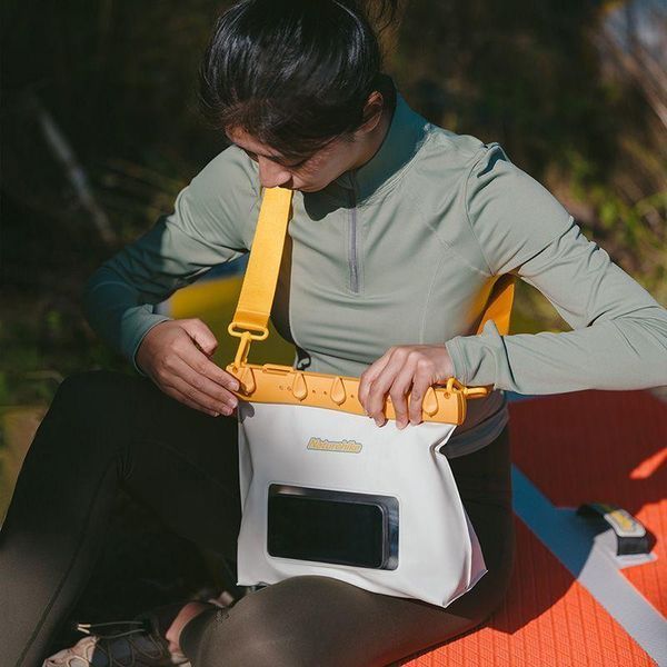 Водонепроникна сумка Naturehike CNK2300BS016 2.6л (Біло-жовта)