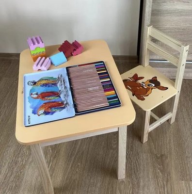 Дитячий письмовий столик та стільчик (з ящиком) для малювання та навчання (Олень)