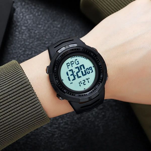 Годинник чоловічий спортивний з компасом Skmei 2147 Compass (Чорний з білим циферблатом)