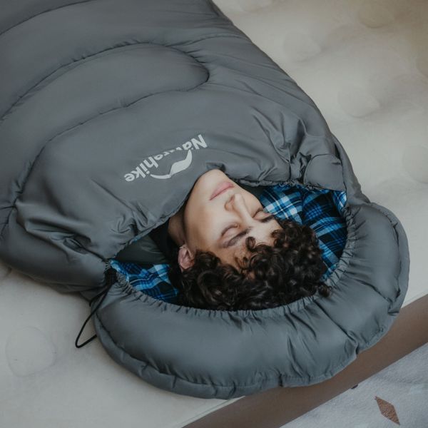 Спальный мешок с капюшоном Naturehike Clear Sky CNK2450WS042 (220 х 80см) Серый