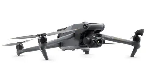 Портативный квадрокоптер DJI Mavic 3T Universal Edition (дальность полета до 30 км)