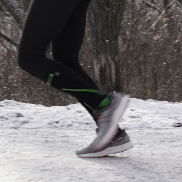 Высокие водонепроницаемые носки Dexshell Compression Mudder (Черные с желтым) S