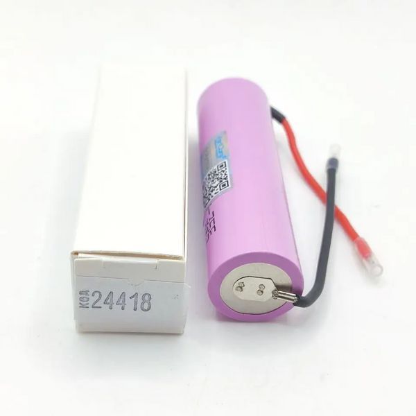 Акумулятор 18650 VariCore Li-ion 3500 mAh 3.7 V 35Е N під паяння 13A Рожевий