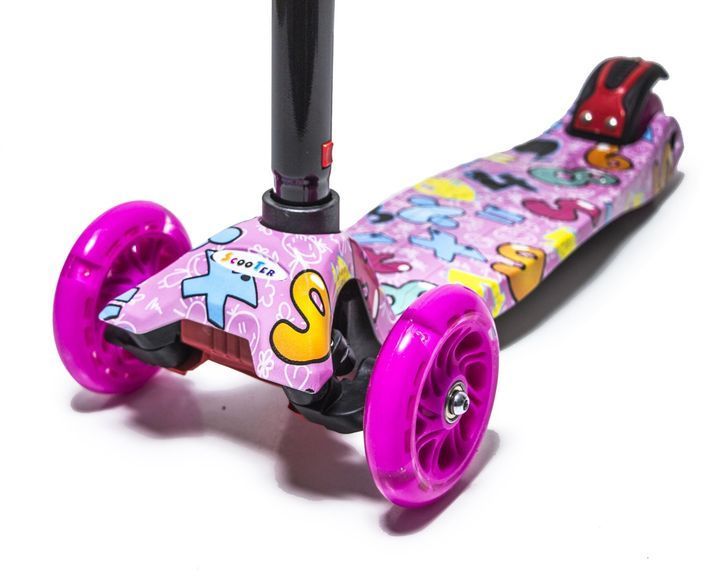 Триколісний самокат Scale Scooter Maxi до 60 кг з колесами, що світяться (Рожевий з цифрами)
