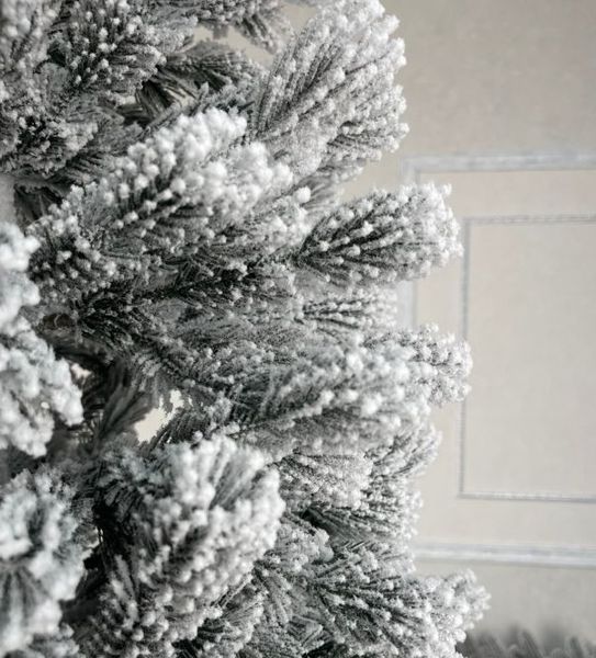 Штучна лита конусна ялинка Класик засніжена 1.6м