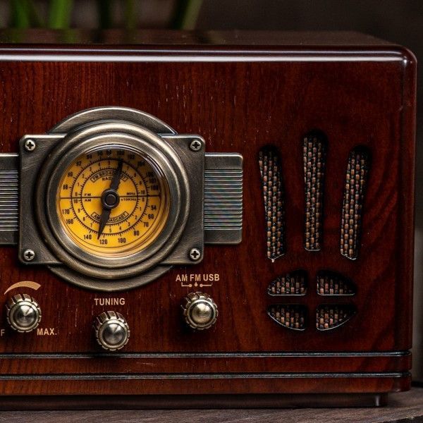Ретро радіо програвач Daklin Де Голль AM/FM,MP3/ USB/ SD дерево Горіх (RP-057)