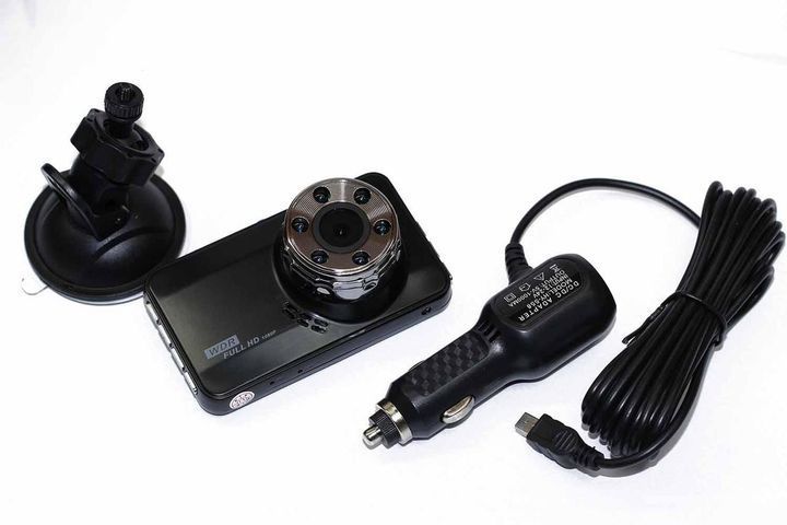 Автомобильный видеорегистратор DVR T638 Full HD