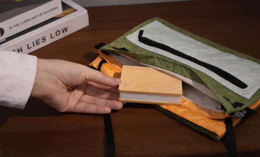 Светильник-книга на аккумуляторе Gingko Super Mini Smart Book (Дерево клен)