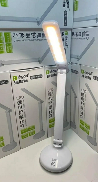 Настольная лампа Digad 1913 сенсорная + 18650 + USB + 3 режима (плавное регулирование)
