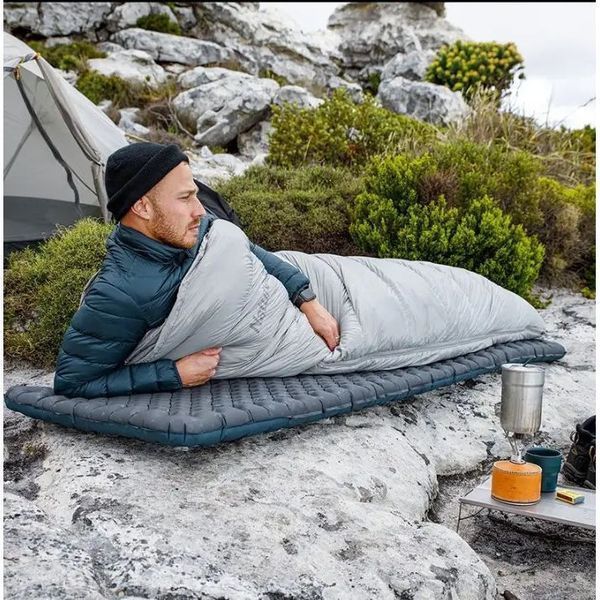 Матрас надувной сверхлегкий Naturehike CNH22DZ018 с мешком для надувания прямоугольный 196 см (Зеленый)