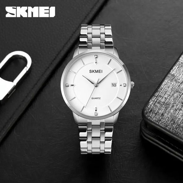 Чоловічий класичний годинник на браслеті Skmei 1801S (Сріблястий)